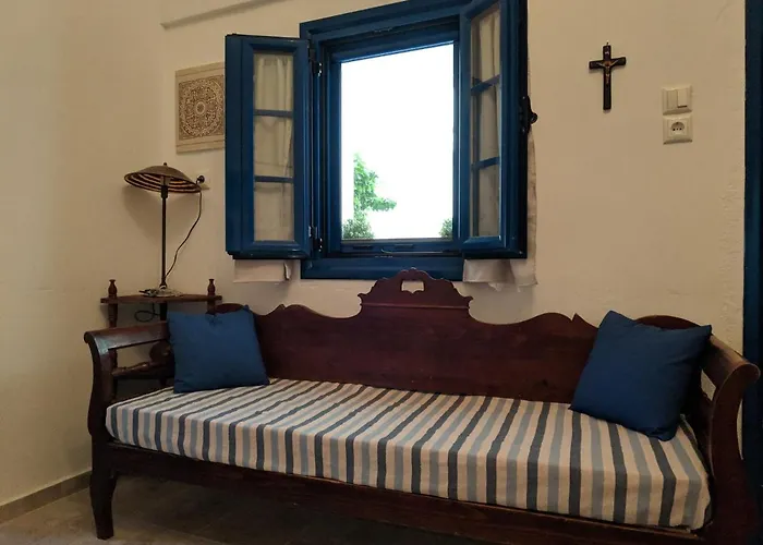 Nikolakis Traditional House In The Village. 펜션 Kamári